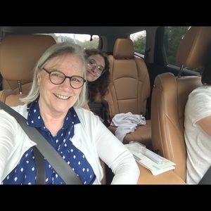 Meet your Posher, Sarah